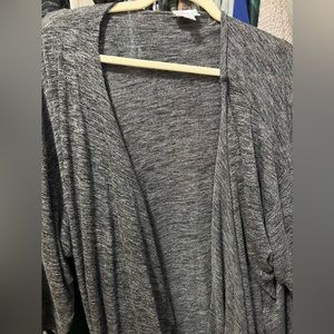 LULAROE GRAY SHIRLEY